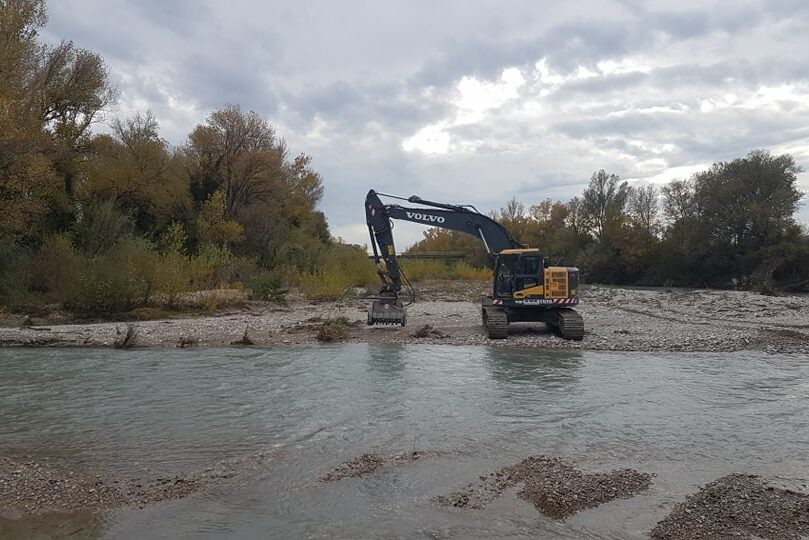 Scarification atterrissement Ouvèze